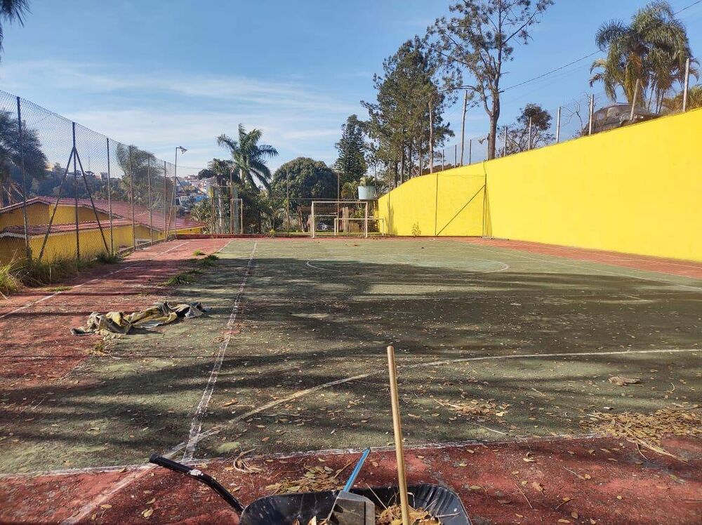 Chácara à venda com 4 quartos, 350m² - Foto 7