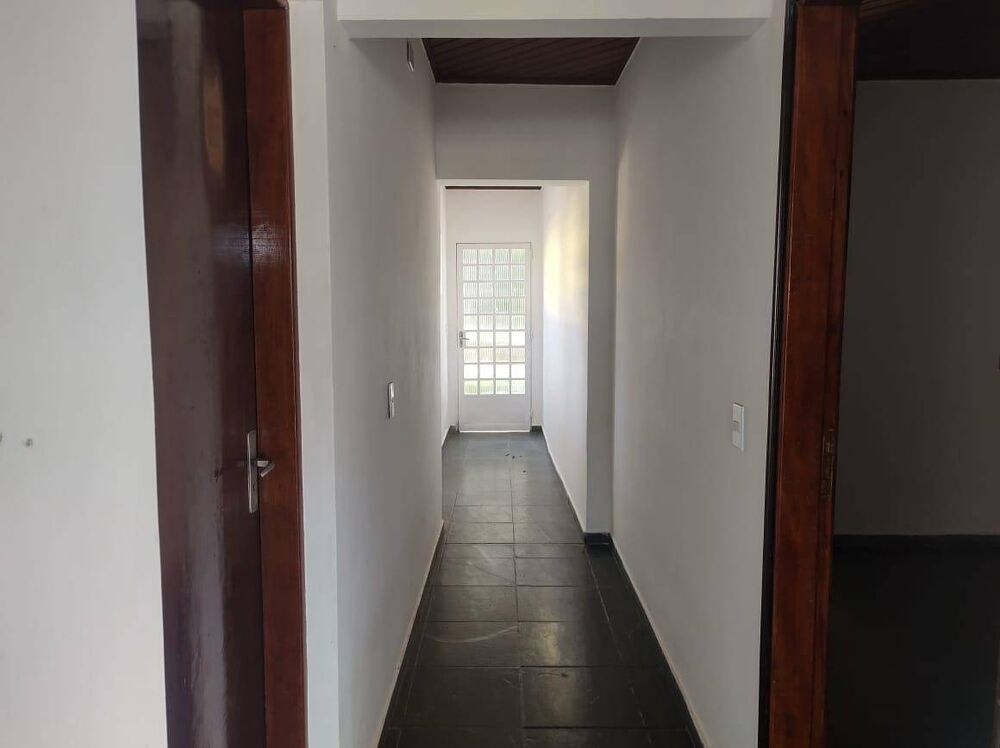 Chácara à venda com 4 quartos, 350m² - Foto 12