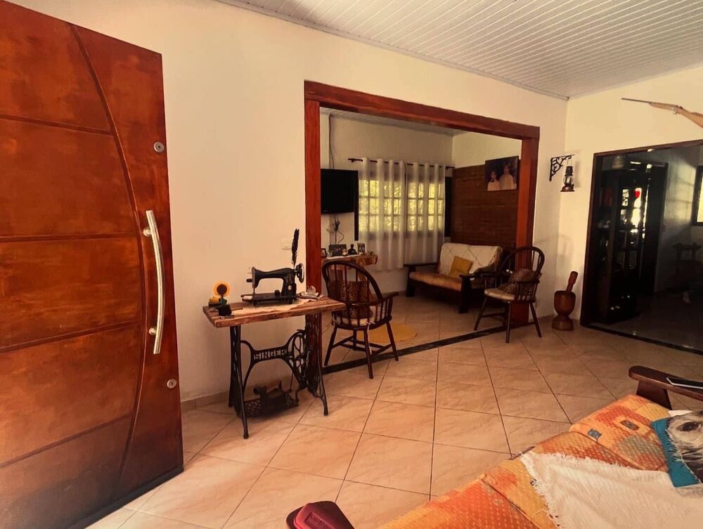Casa à venda com 3 quartos, 1750m² - Foto 12
