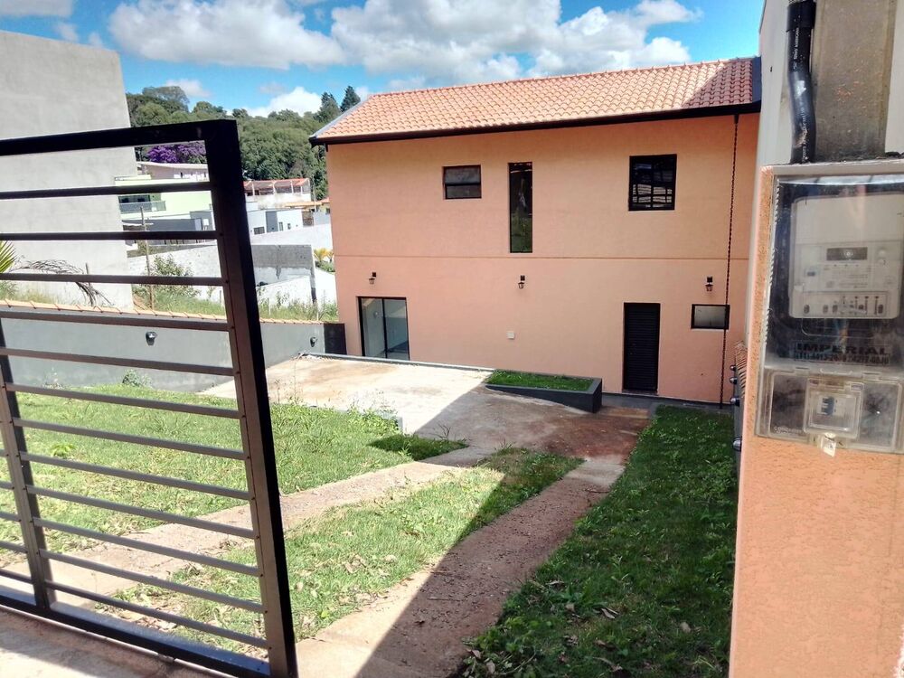Casa de Condomínio à venda com 3 quartos, 120m² - Foto 2