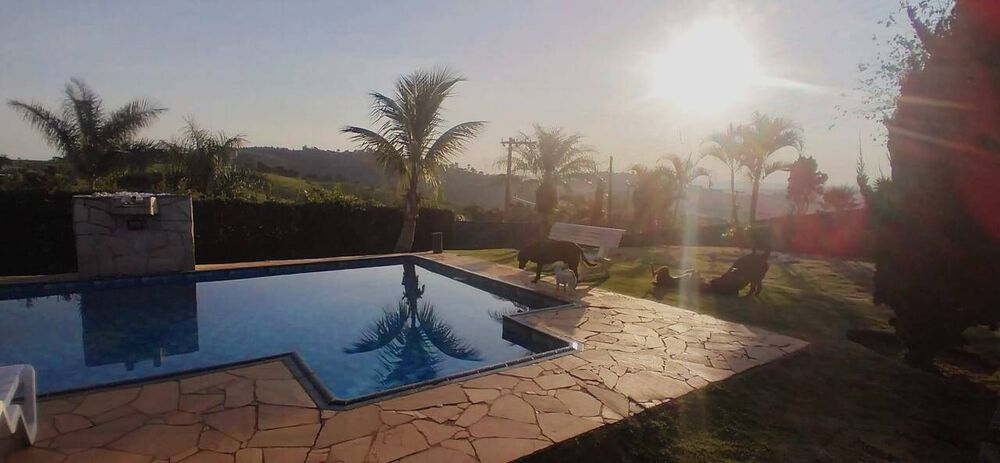 Chácara à venda com 3 quartos, 1000m² - Foto 2