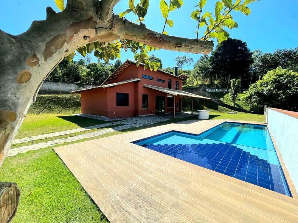 Chácara à venda com 3 quartos, 1000m² - Foto 1