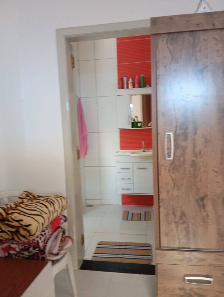 Chácara à venda com 2 quartos, 1050m² - Foto 1