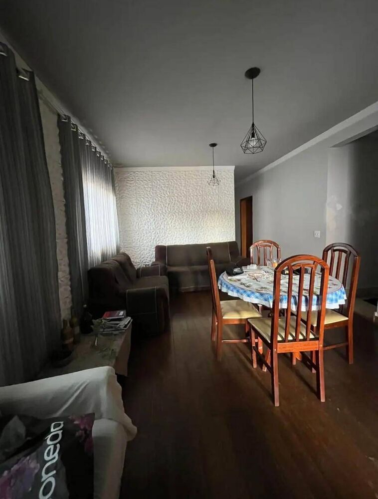 Chácara à venda com 3 quartos, 200m² - Foto 8