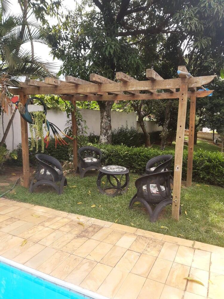 Chácara à venda com 3 quartos, 200m² - Foto 2