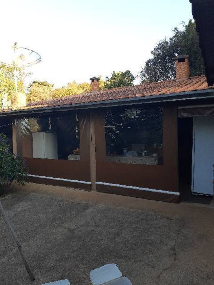 Chácara à venda com 3 quartos, 200m² - Foto 9