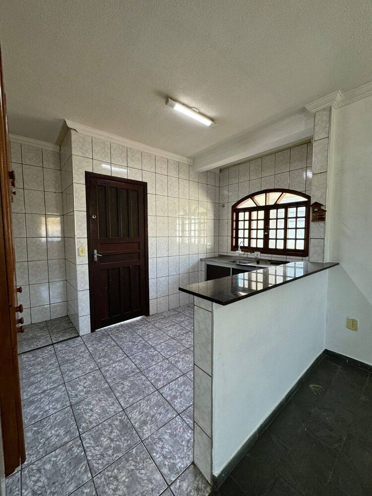 Casa à venda com 4 quartos, 390m² - Foto 8