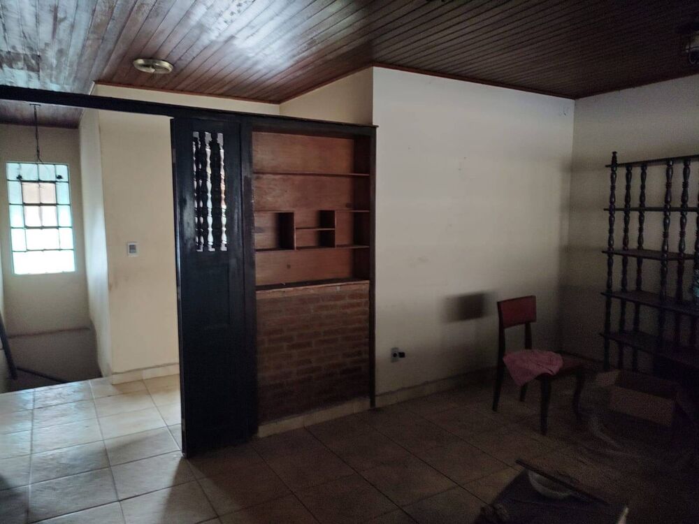 Casa à venda com 3 quartos, 231m² - Foto 9
