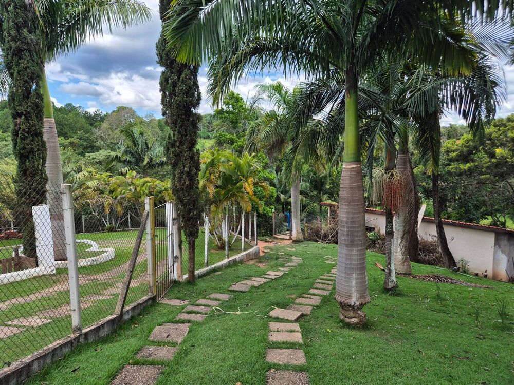 Chácara à venda com 1 quarto, 1363m² - Foto 2