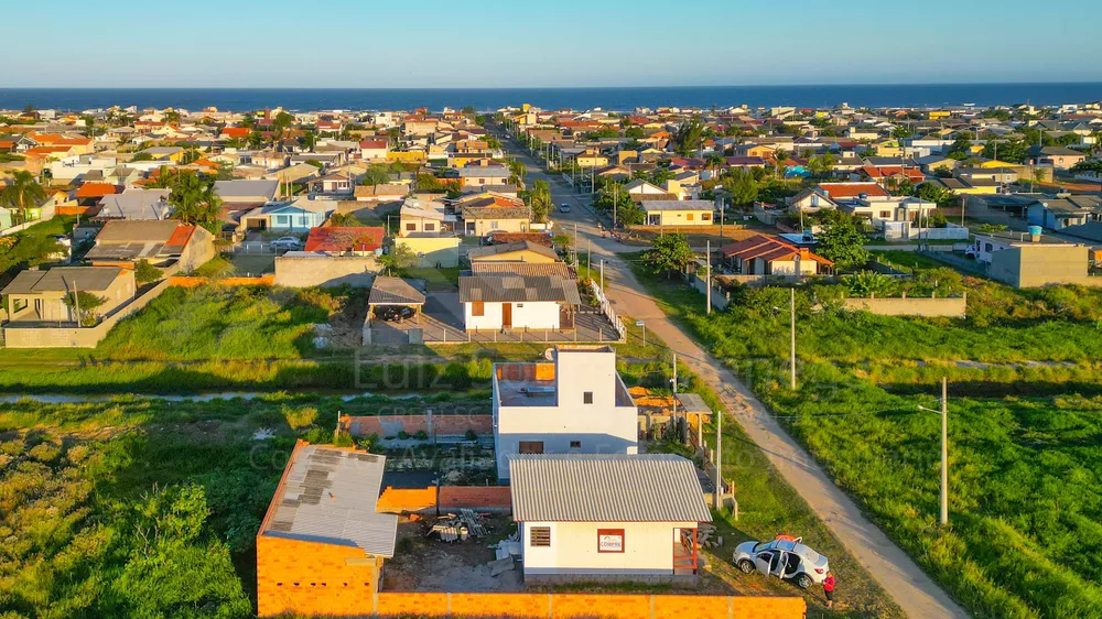 Casa à venda com 2 quartos, 56m² - Foto 5