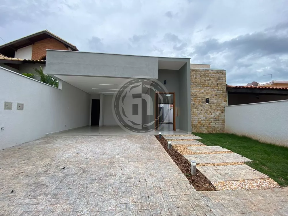 Casa de Condomínio à venda com 3 quartos, 167m² - Foto 2