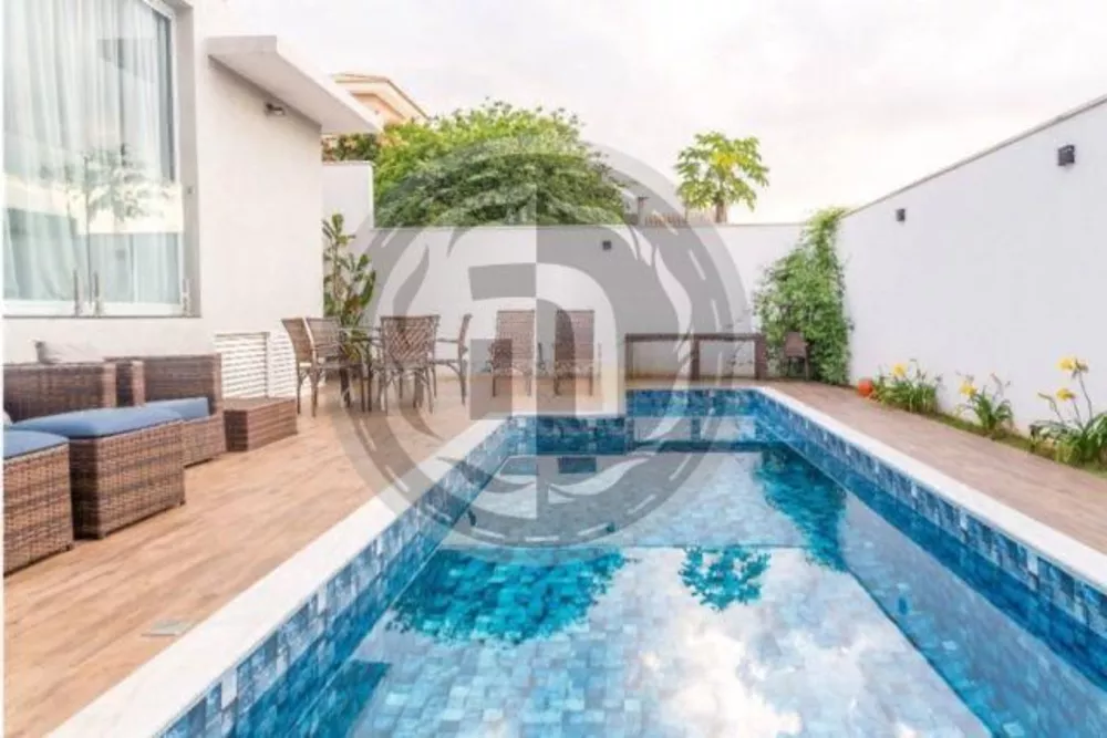 Casa de Condomínio à venda com 4 quartos, 400m² - Foto 3