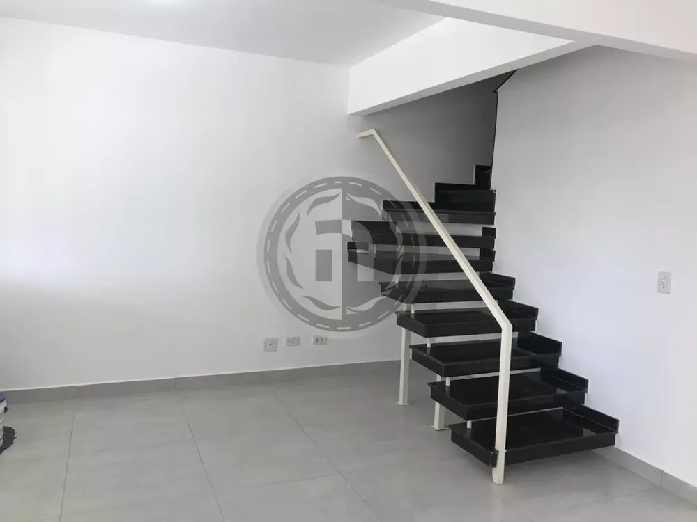 Casa de Condomínio à venda com 3 quartos, 120m² - Foto 3