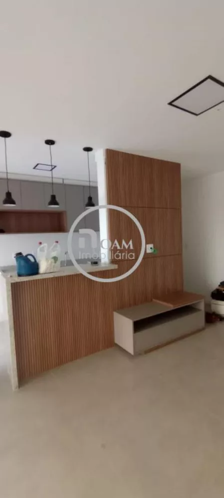 Apartamento à venda com 3 quartos, 85m² - Foto 1