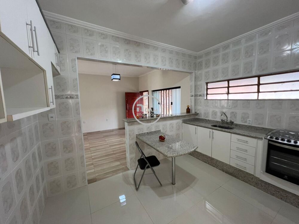Casa à venda com 4 quartos, 161m² - Foto 12