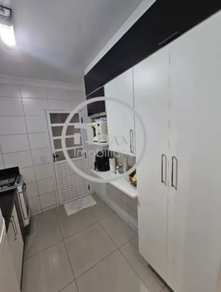 Casa à venda com 2 quartos, 110m² - Foto 7