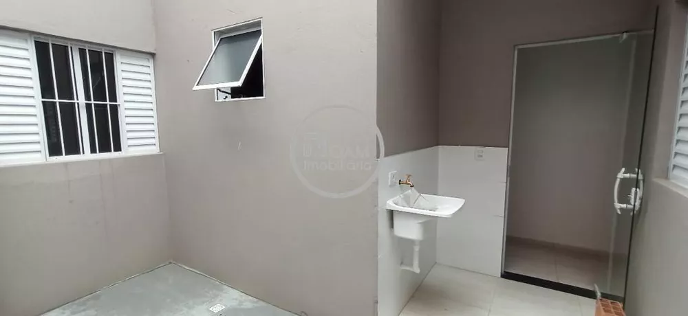 Casa à venda com 2 quartos, 55m² - Foto 10