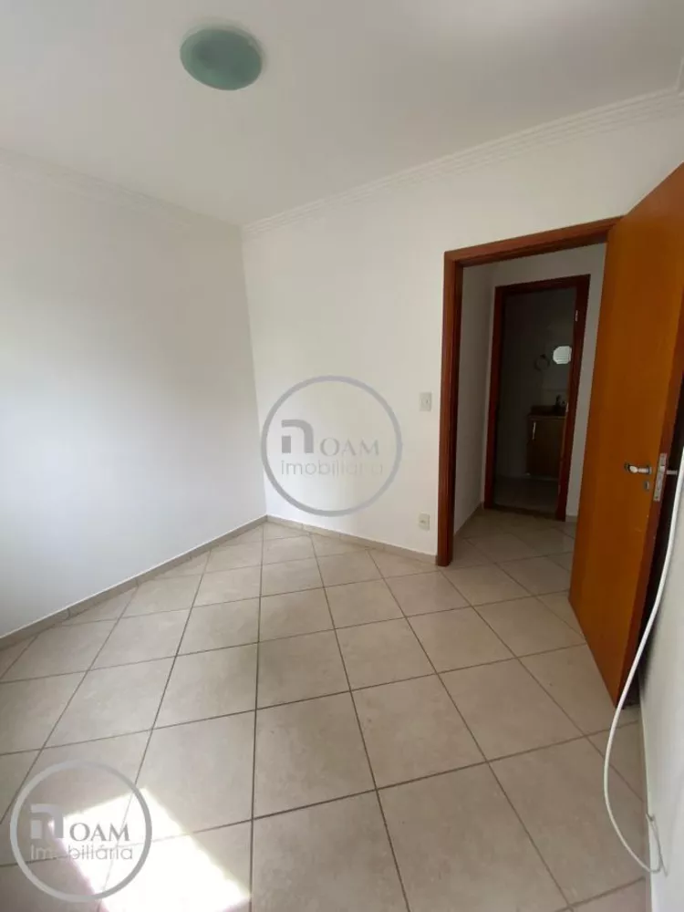 Apartamento para alugar com 3 quartos, 145m² - Foto 8