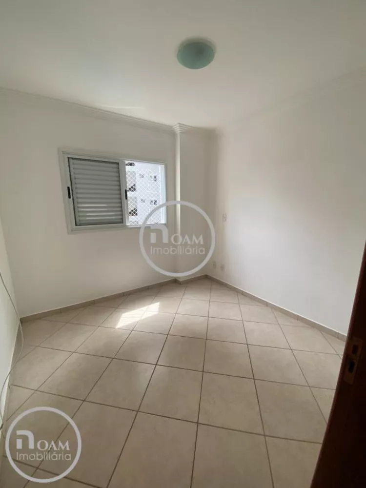 Apartamento para alugar com 3 quartos, 145m² - Foto 7