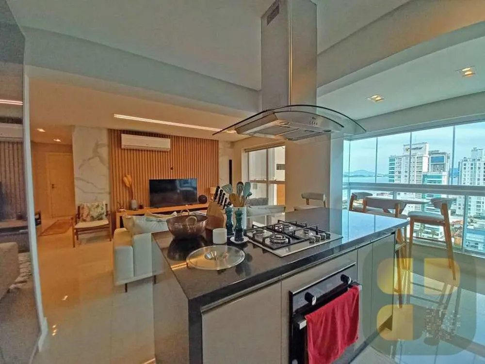 Apartamento, 3 quartos, 100 m² - Foto 2