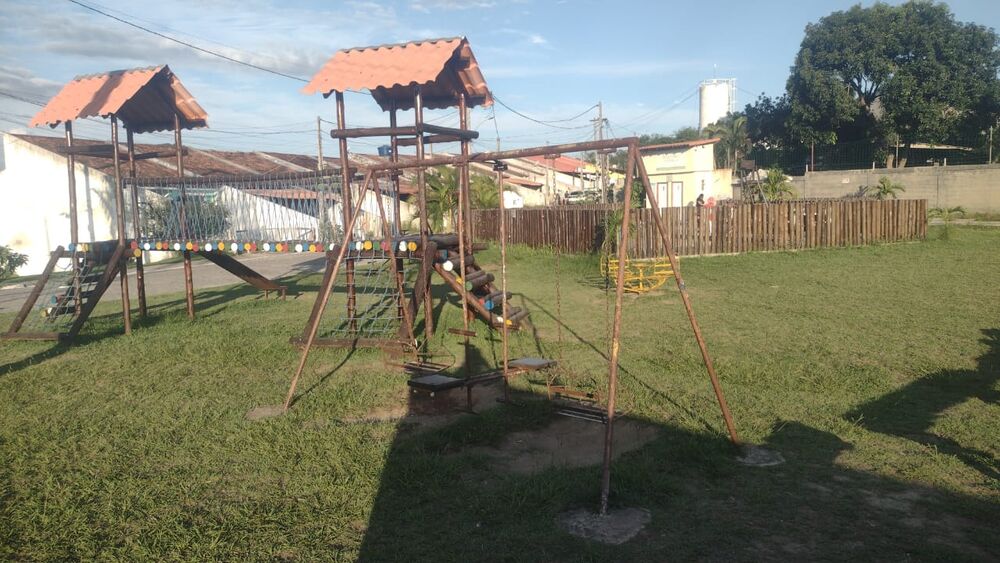 Casa de Condomínio à venda e aluguel com 2 quartos, 70m² - Foto 38