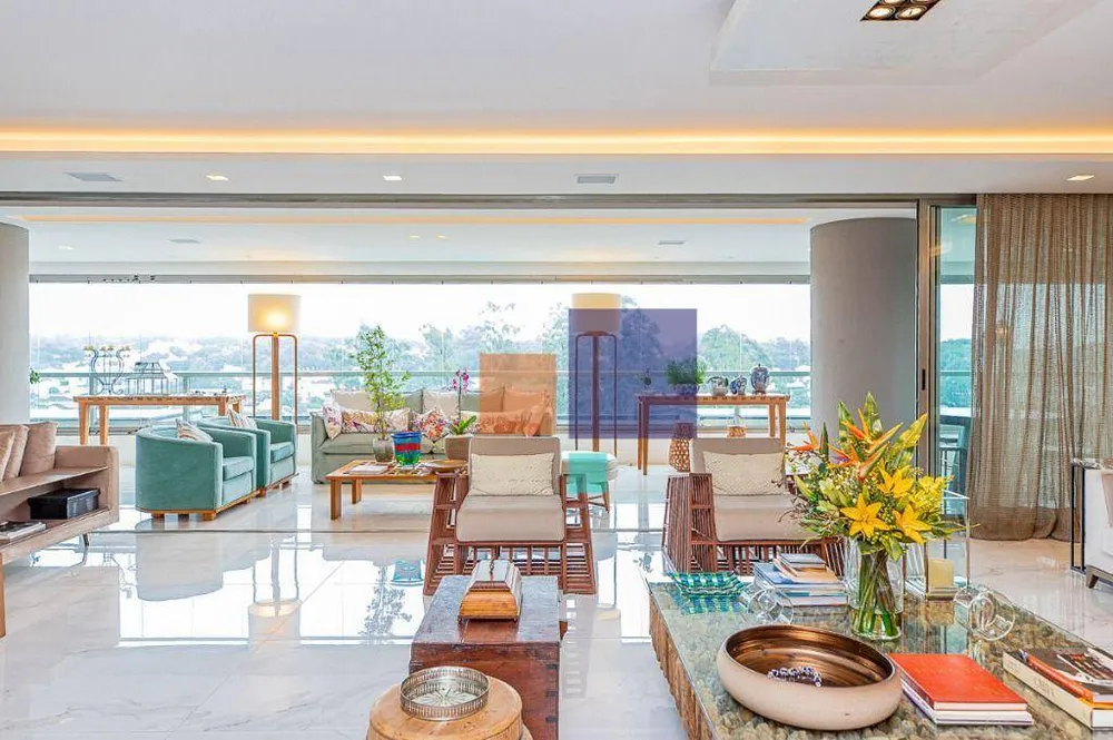 Apartamento, 3 quartos, 785 m² - Foto 1