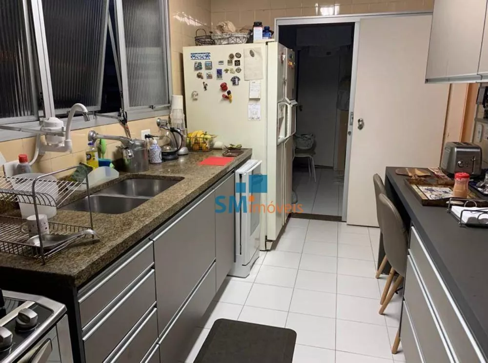 Apartamento à venda com 3 quartos, 120m² - Foto 4