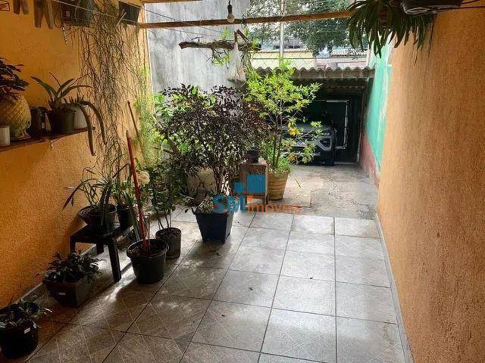 Casa à venda com 3 quartos, 260m² - Foto 3