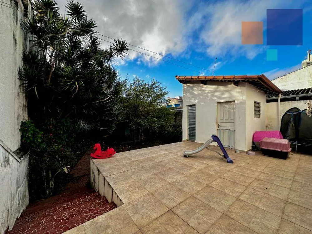 Sobrado, 4 quartos, 235 m² - Foto 2