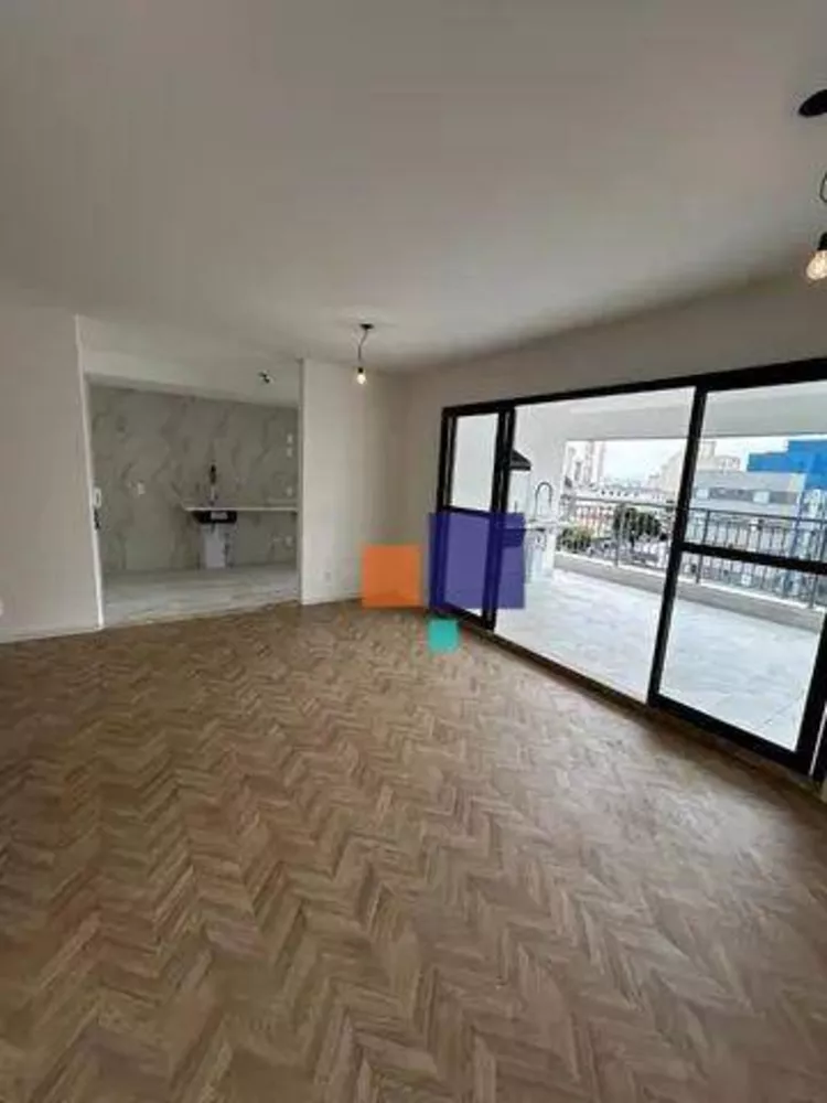 Apartamento à venda com 3 quartos, 119m² - Foto 1