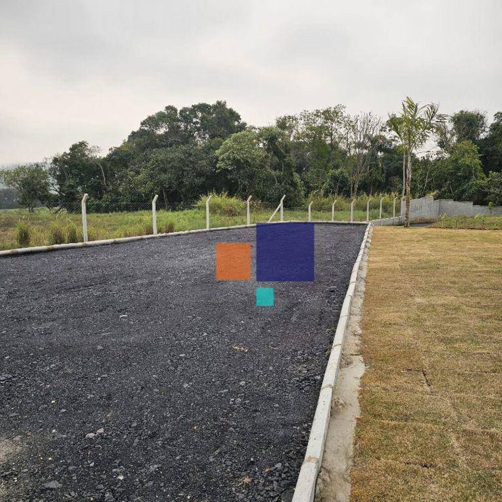 Chácara à venda com 3 quartos, 200m² - Foto 24
