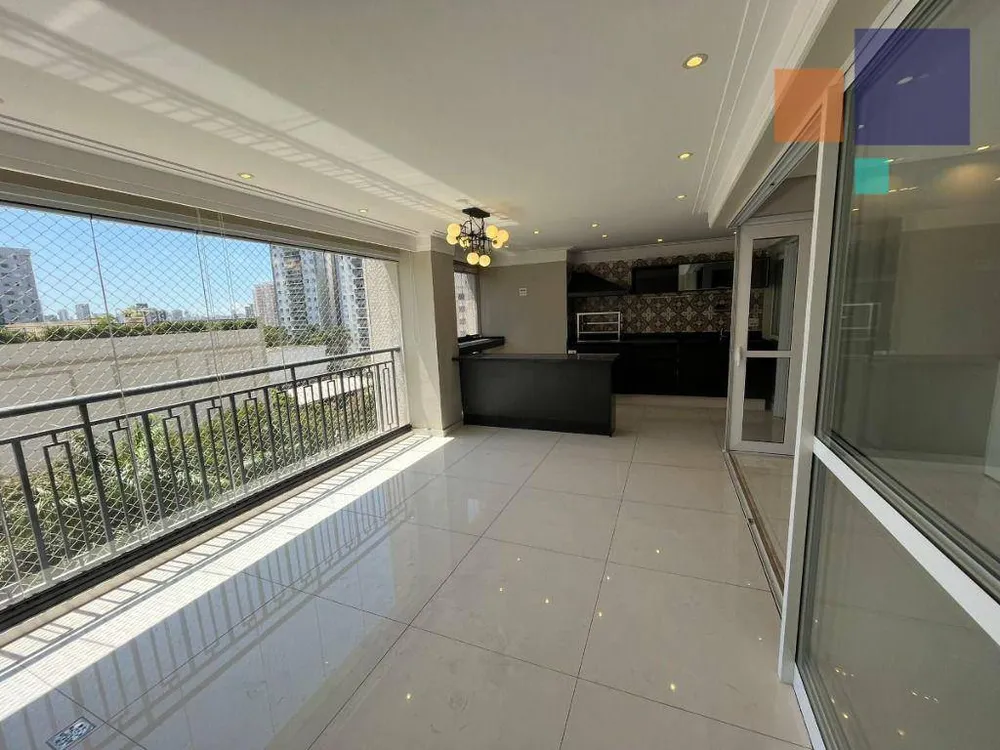 Apartamento, 3 quartos, 140 m² - Foto 1