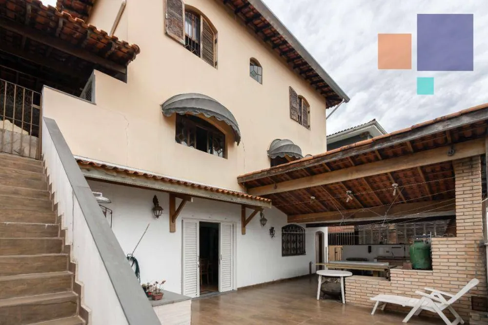 Casa, 4 quartos, 351 m² - Foto 1