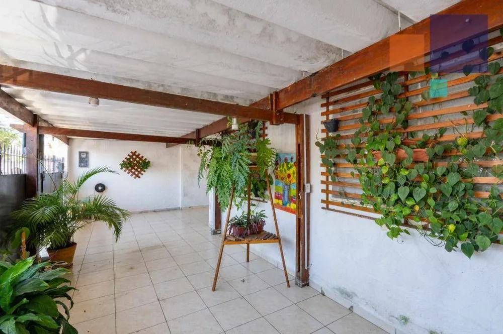 Sobrado, 3 quartos, 220 m² - Foto 1