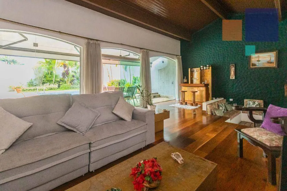 Casa, 4 quartos, 219 m² - Foto 1