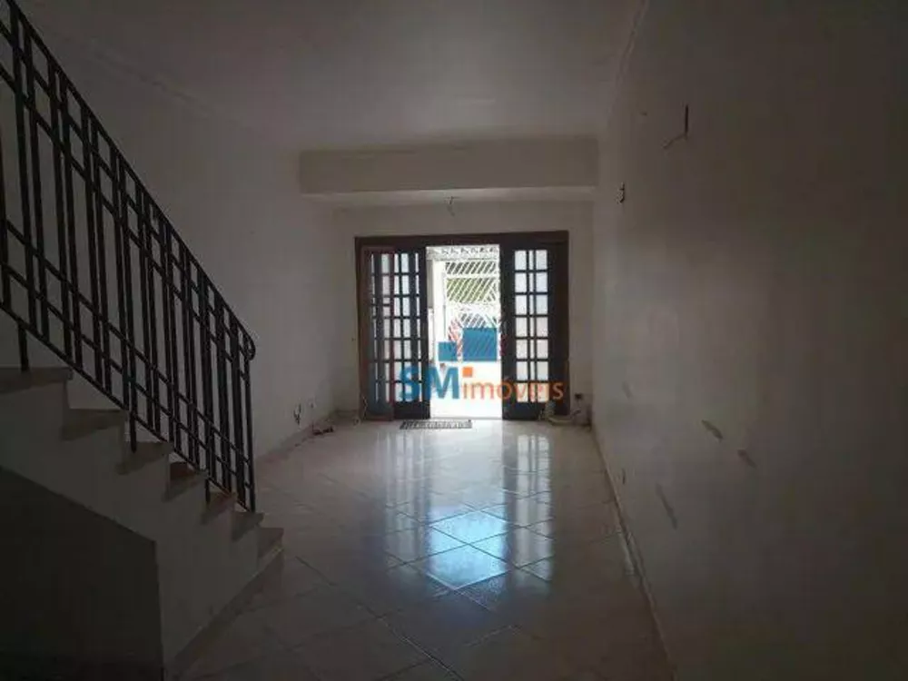 Casa à venda com 3 quartos, 130m² - Foto 1