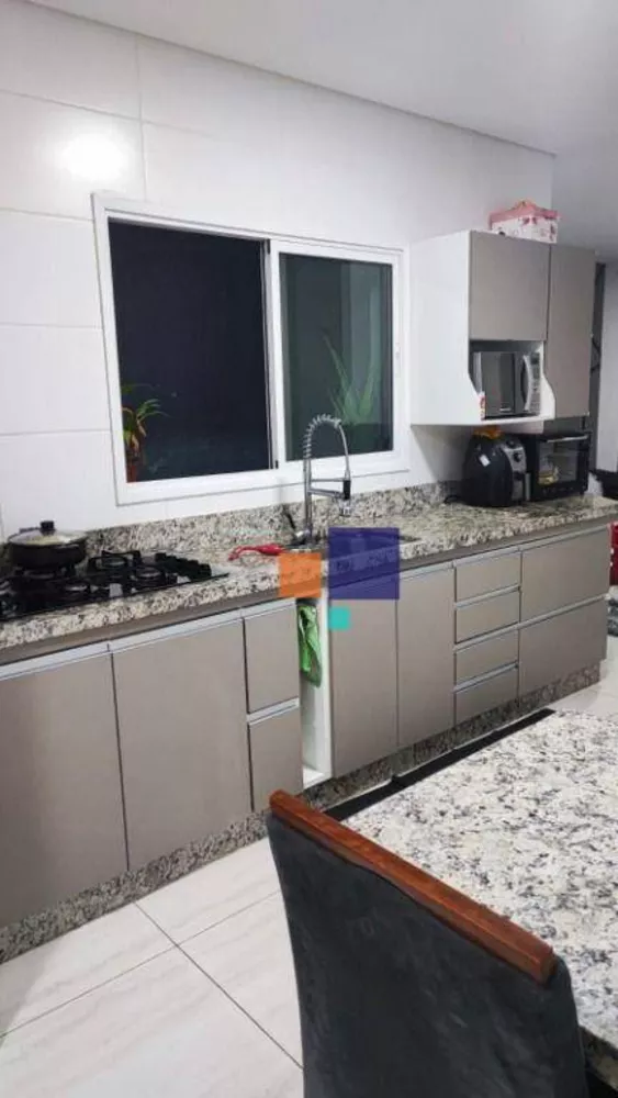 Apartamento à venda com 2 quartos, 70m² - Foto 8