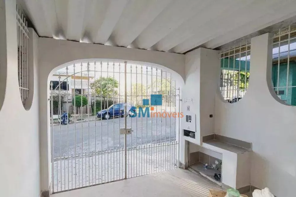 Casa à venda com 3 quartos, 120m² - Foto 1