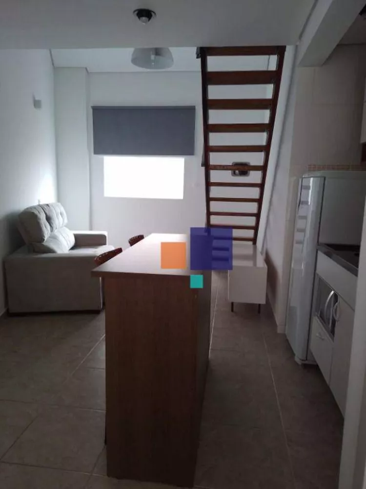 Apartamento para alugar com 1 quarto, 30m² - Foto 1