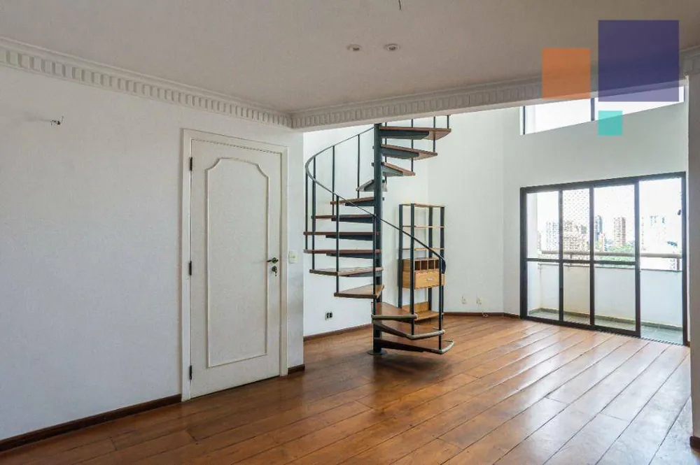 Cobertura, 3 quartos, 223 m² - Foto 1