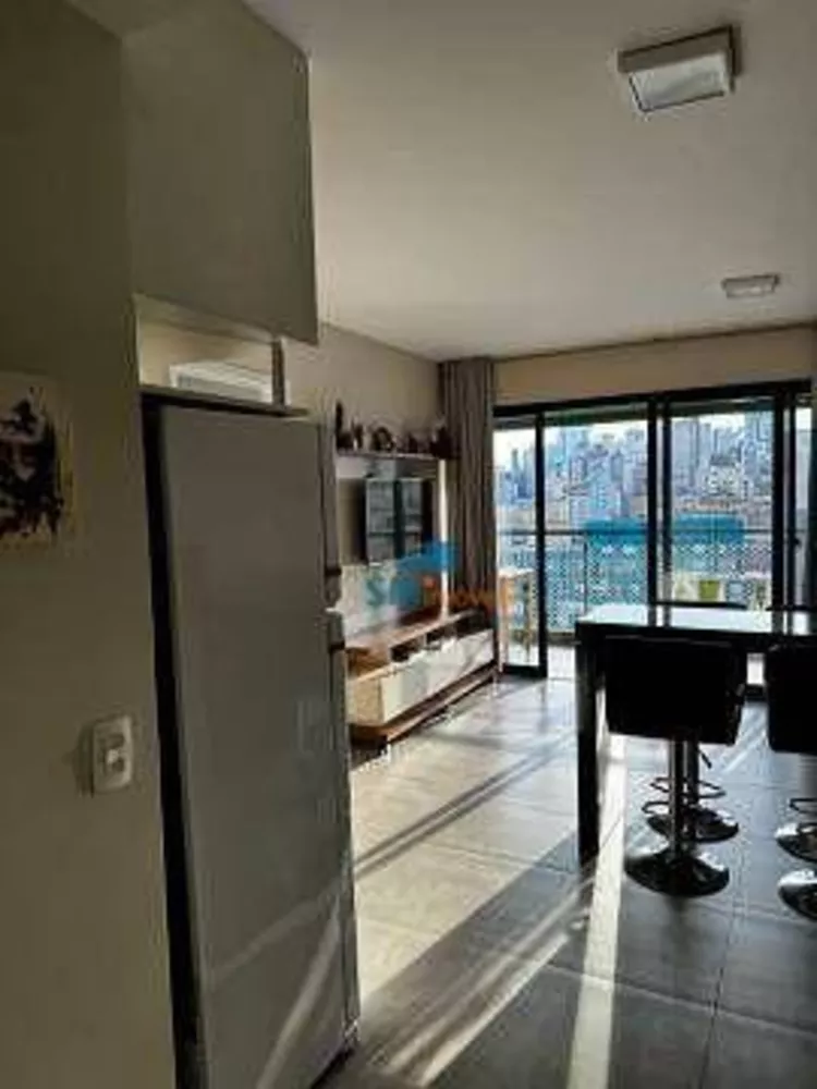 Apartamento à venda com 1 quarto, 50m² - Foto 4