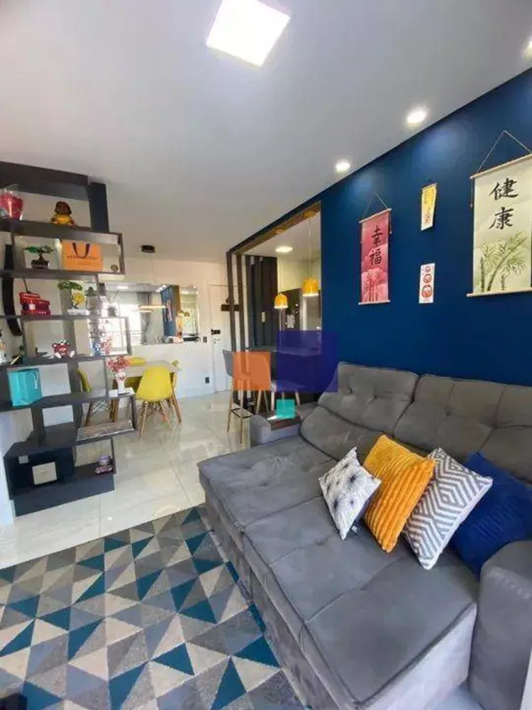 Apartamento à venda com 3 quartos, 71m² - Foto 1