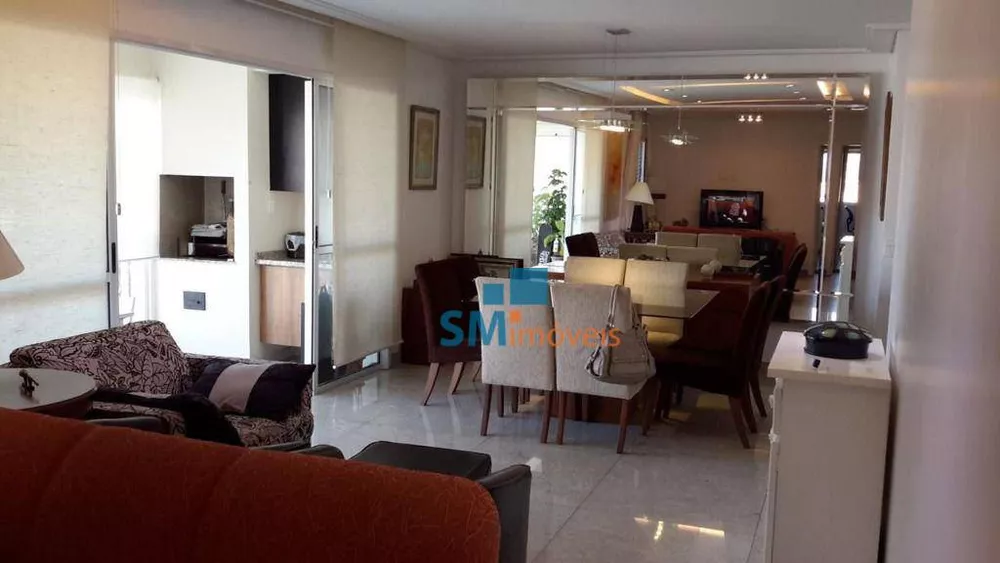 Apartamento à venda com 3 quartos, 154m² - Foto 1