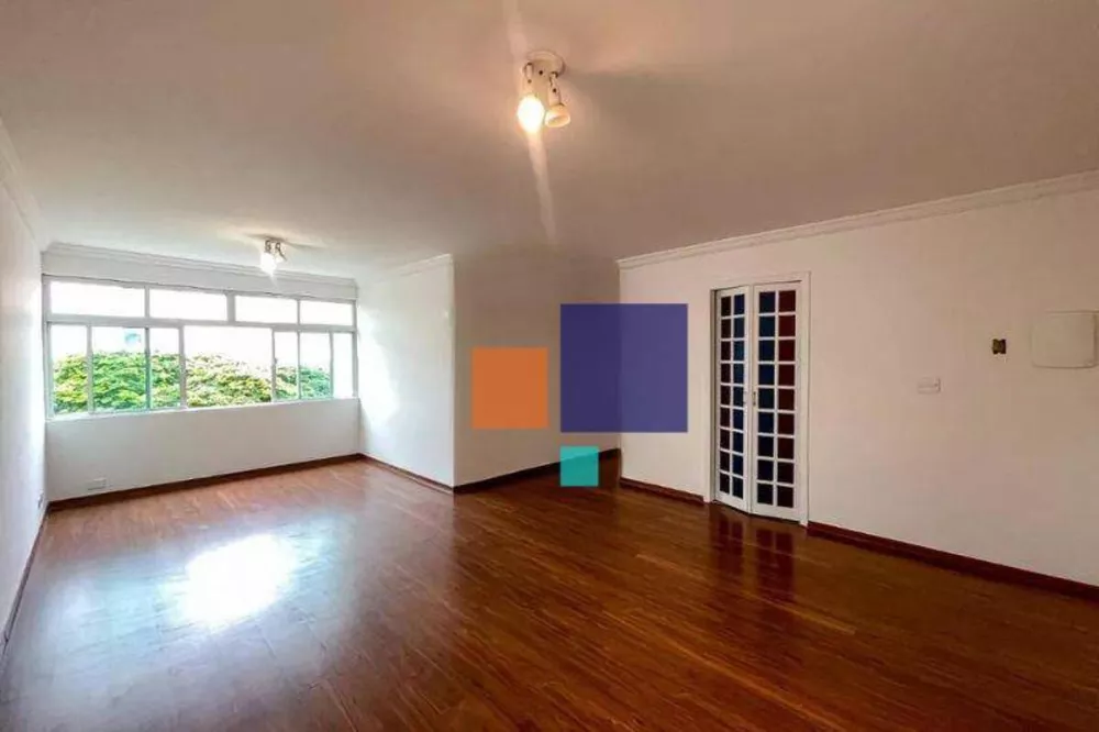 Apartamento à venda com 3 quartos, 105m² - Foto 2