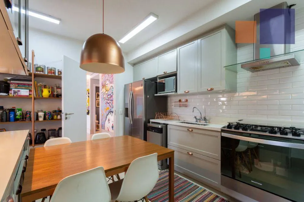 Apartamento, 3 quartos, 133 m² - Foto 2