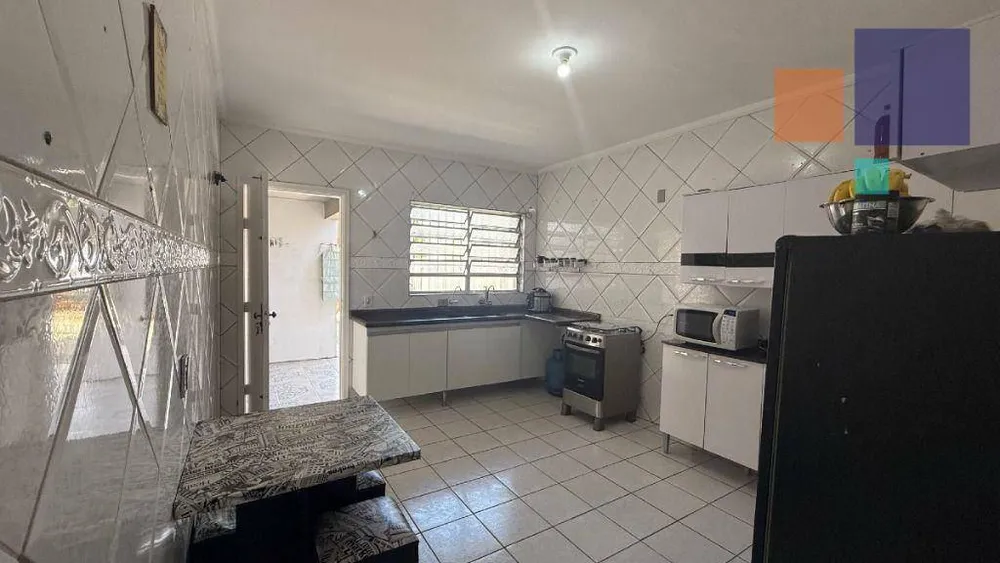 Casa, 2 quartos, 394 m² - Foto 1