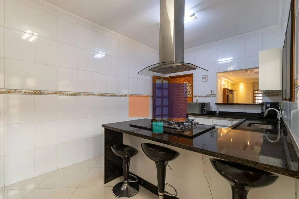 Sobrado, 3 quartos, 241 m² - Foto 6