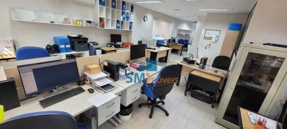 Sobrado à venda com 6 quartos, 247m² - Foto 2