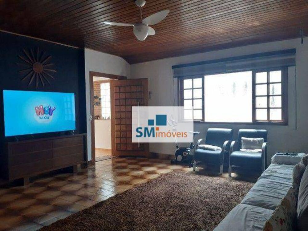 Chácara à venda com 3 quartos, 2335m² - Foto 3