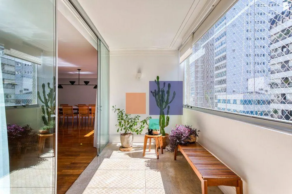 Apartamento, 3 quartos, 335 m² - Foto 1